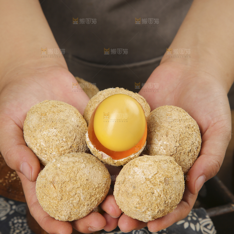 深底上的变蛋