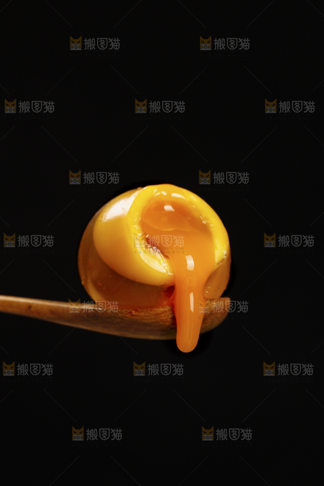 深底上的变蛋