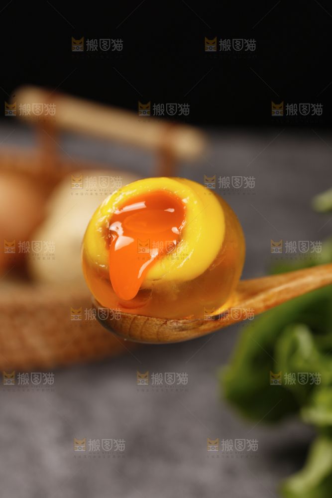 深底上的变蛋