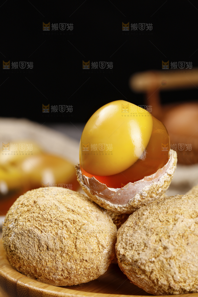 深底上的变蛋