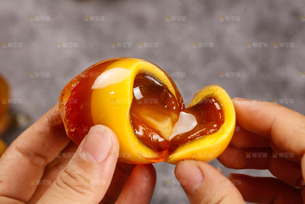 深底上的变蛋