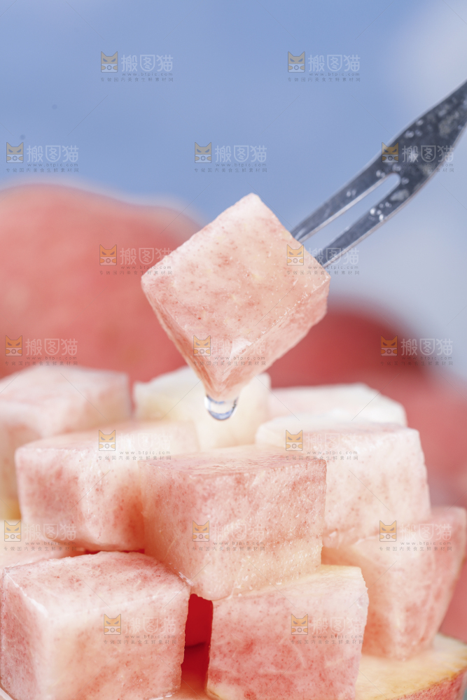浅底上的苹果桃