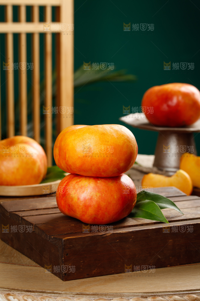 深底上的黄油蟠桃