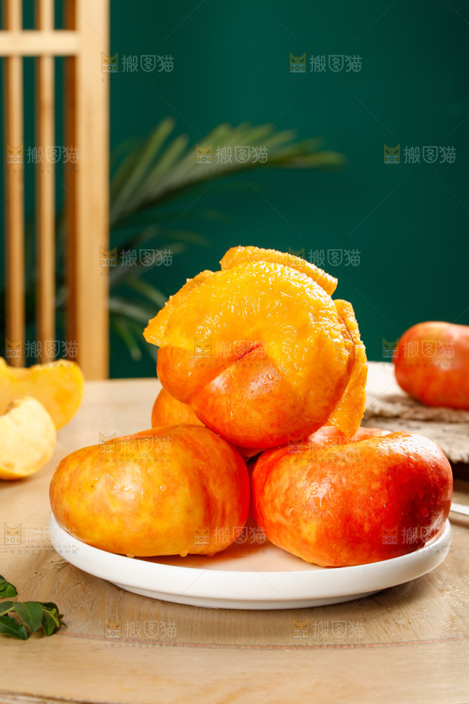 深底上的黄油蟠桃
