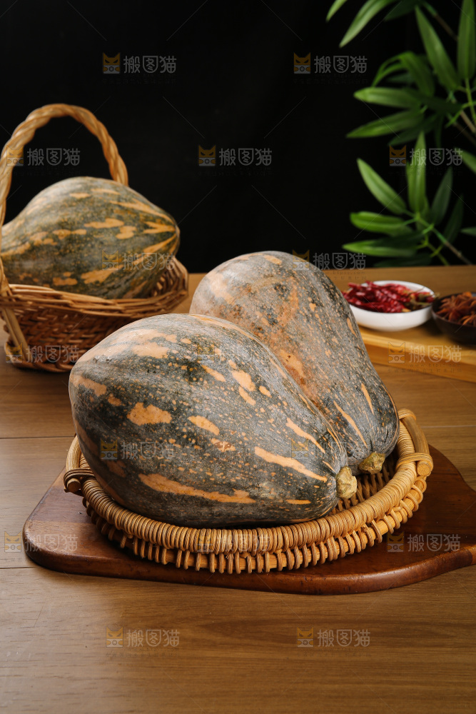 深底上的香芋南瓜