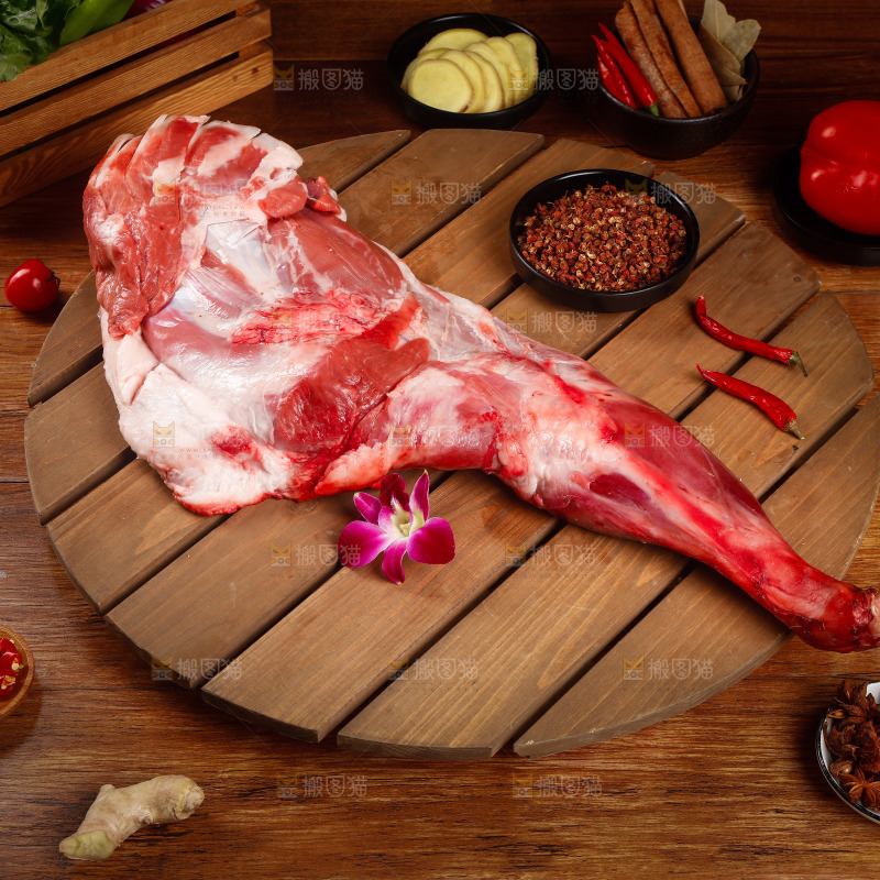 深底上的羊后腿