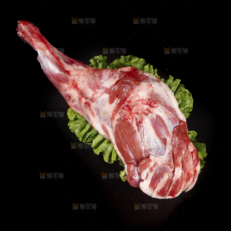 深底上的羊后腿