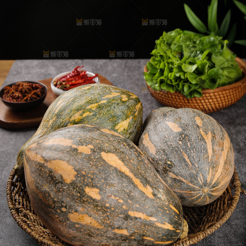 深底上的香芋南瓜