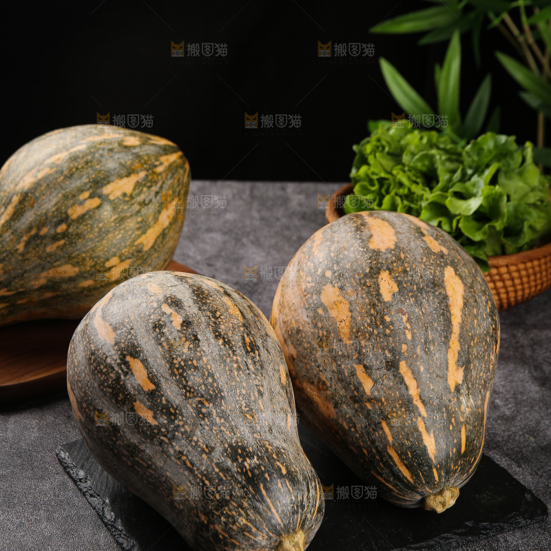 深底上的香芋南瓜