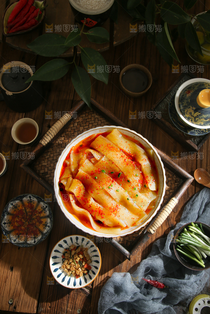 深底上的流汁宽粉