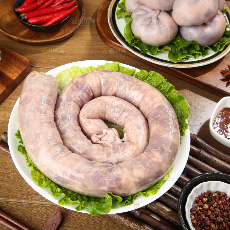 木底上的羊肠灌肉