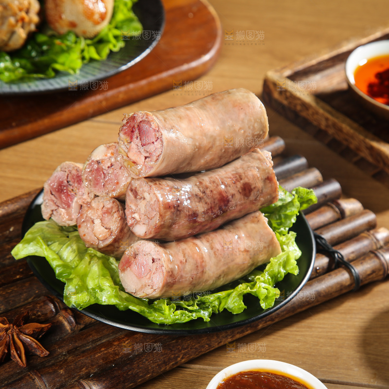 木底上的羊肠灌肉