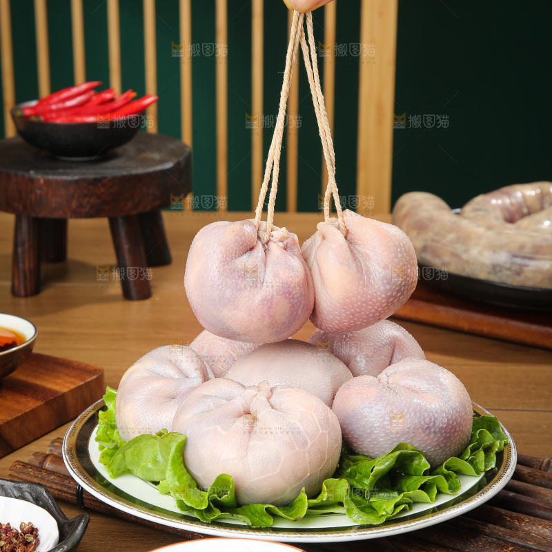 木底上的肚包肉