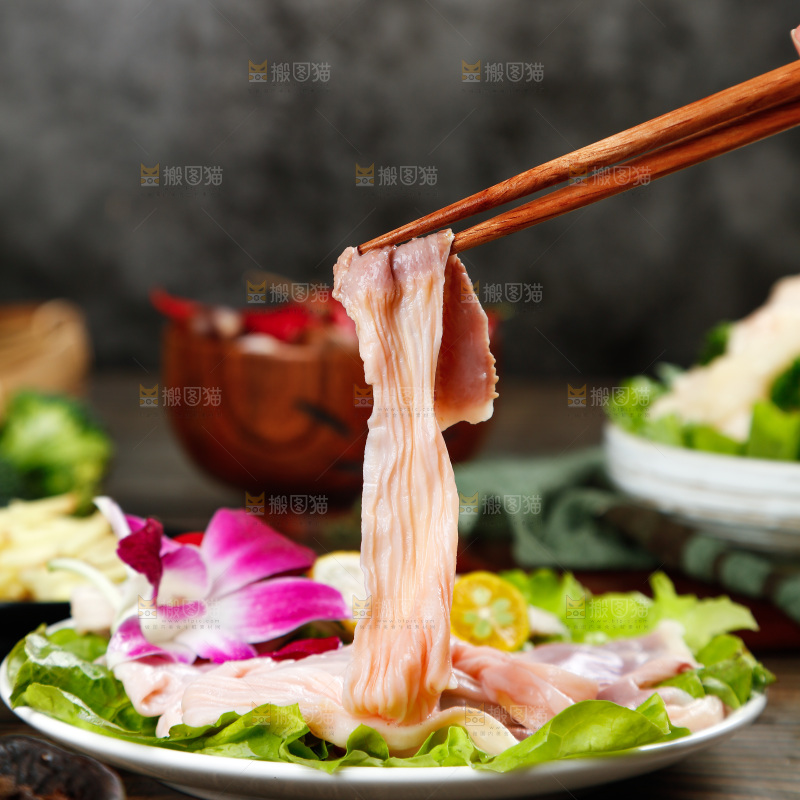 深底上的鸭食管