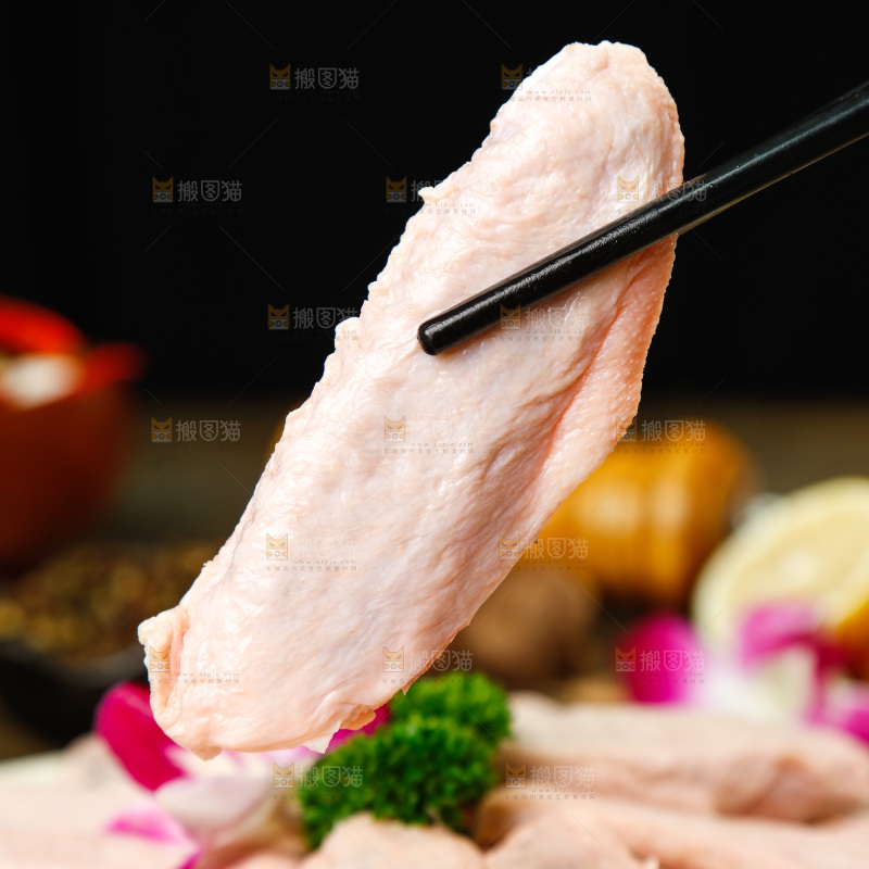 深底上的鸭翅中