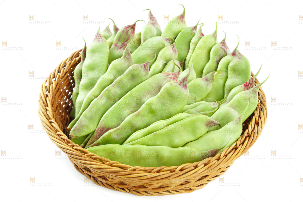 白底上的一点红油豆角