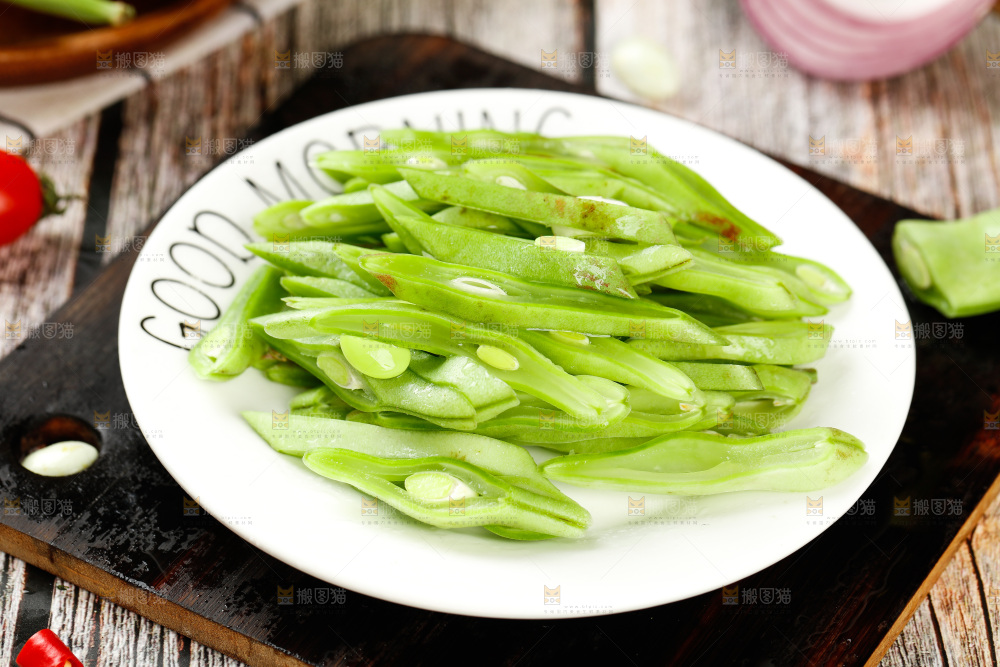木底上的油豆角