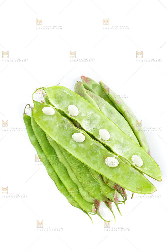 白底上的一点红油豆角