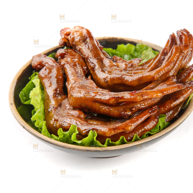 白底上的卤鸭脚