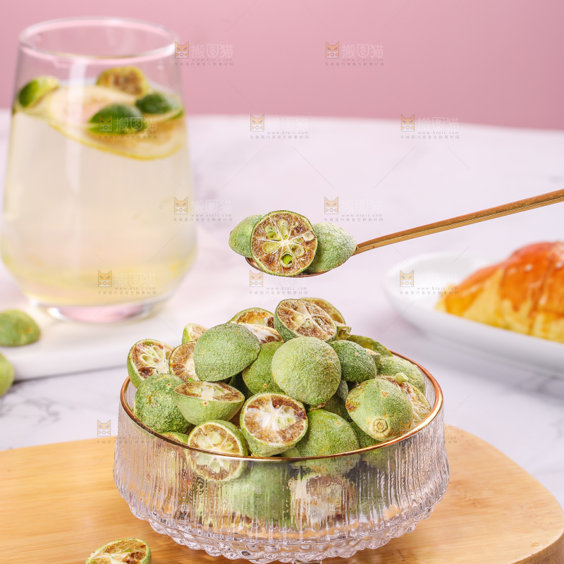 浅底上的冻干小青桔