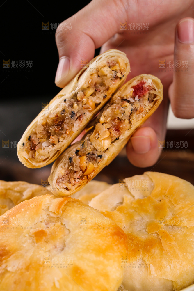 深底上的苏氏月饼