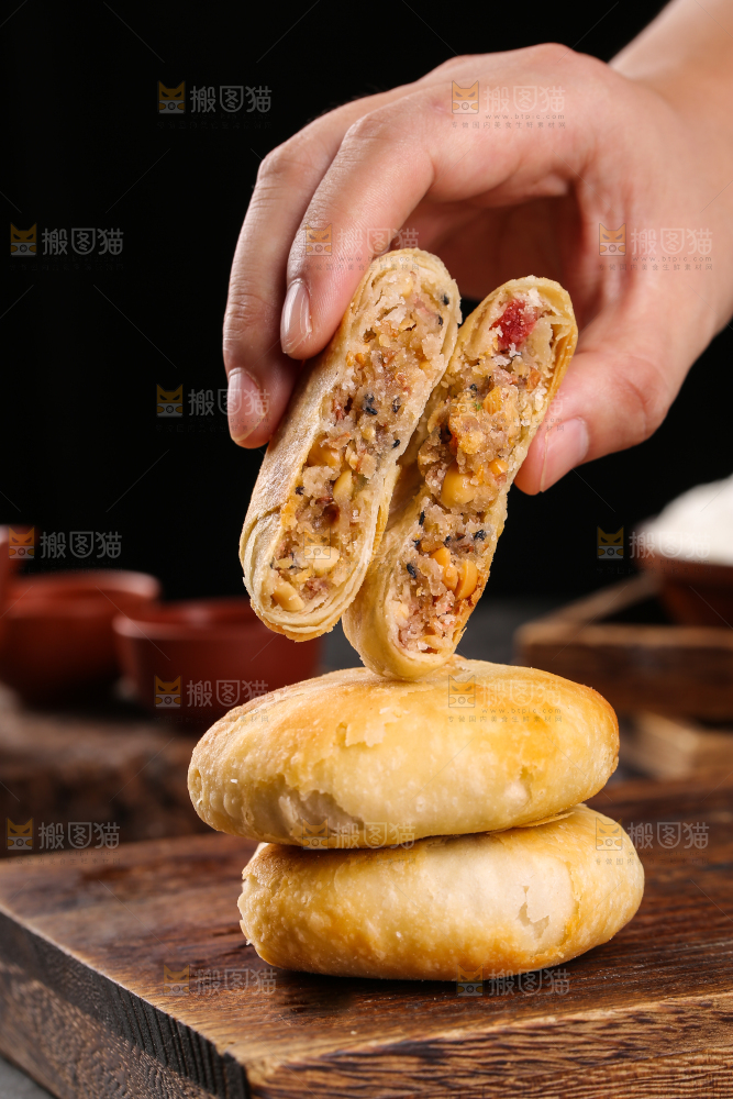 深底上的苏氏月饼