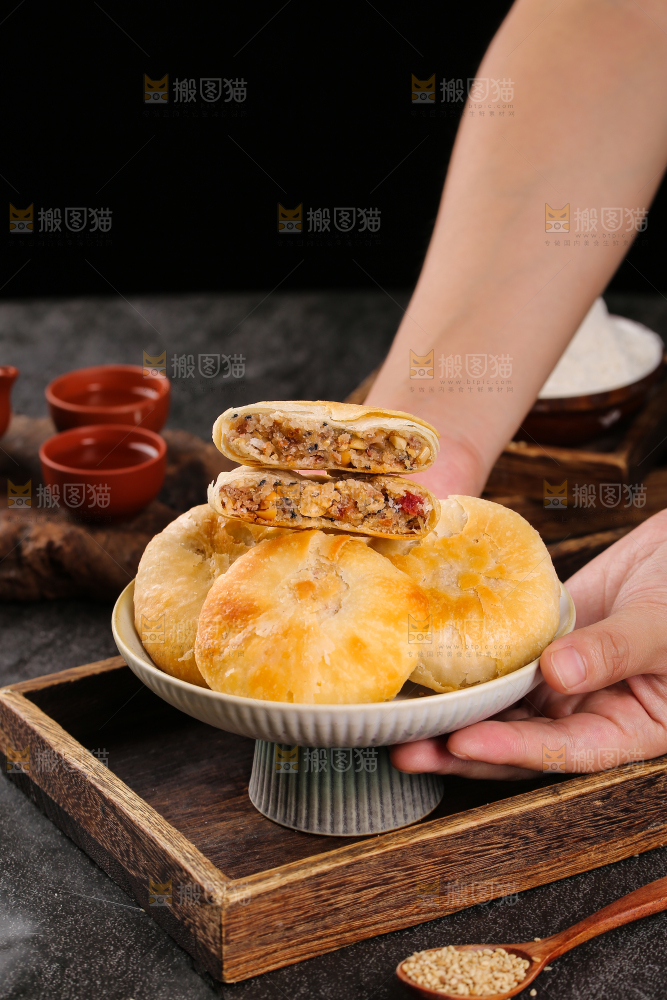 深底上的苏氏月饼