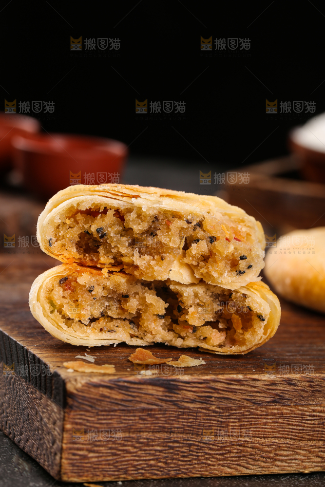 深底上的苏氏月饼