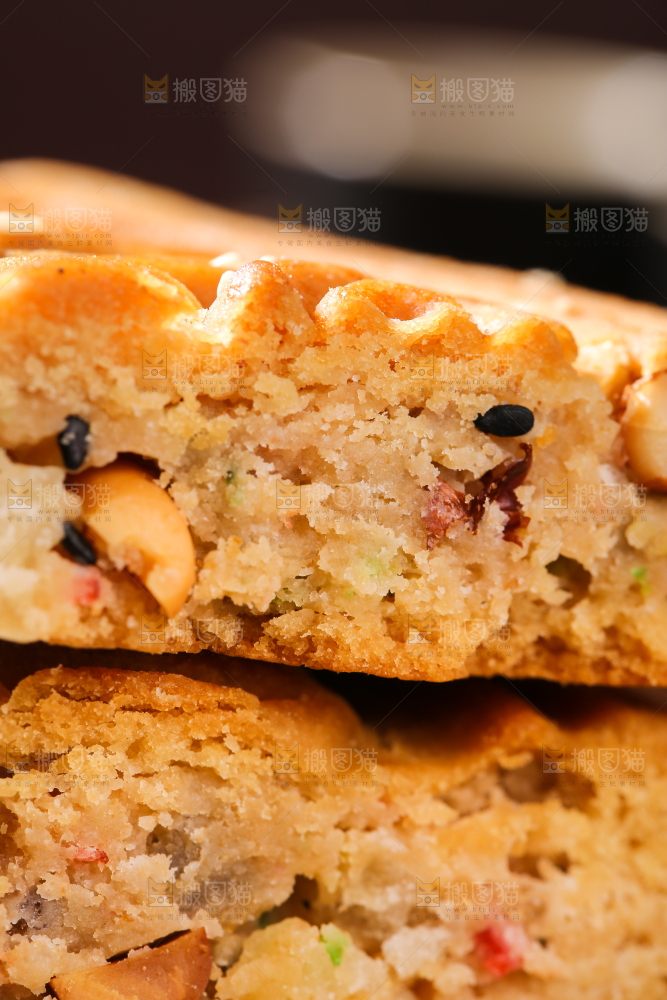 深底上的五仁大月饼
