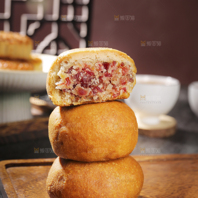 深底上的云腿月饼