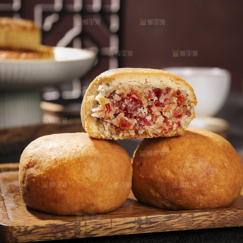 深底上的云腿月饼