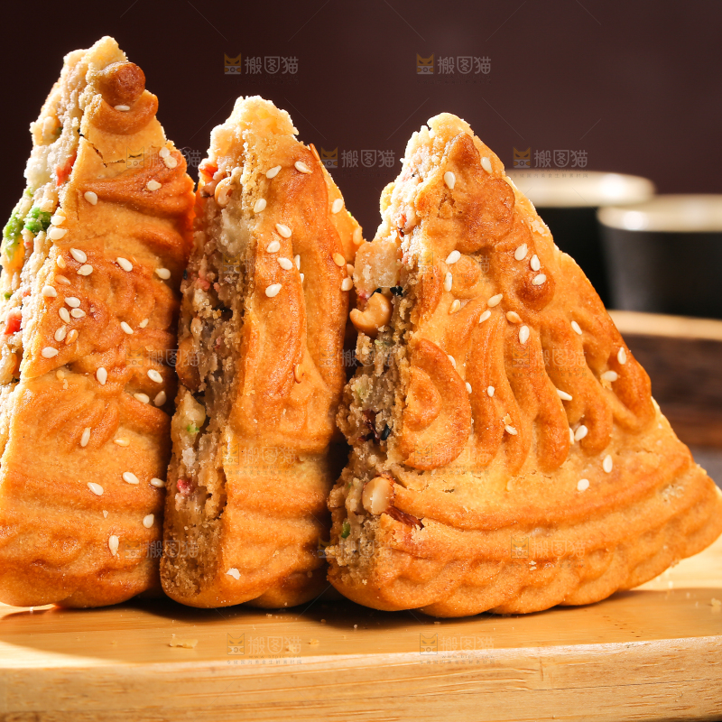 深底上的五仁大月饼