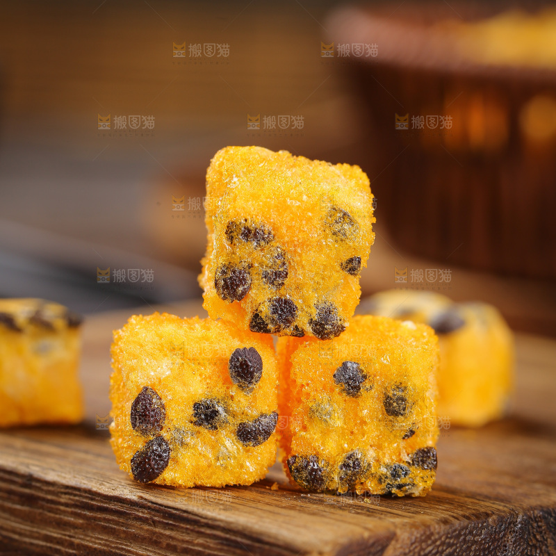 深底上的百香果块