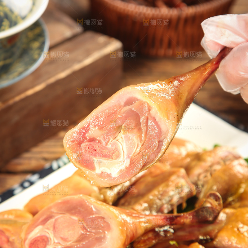 深底上的风干鸭