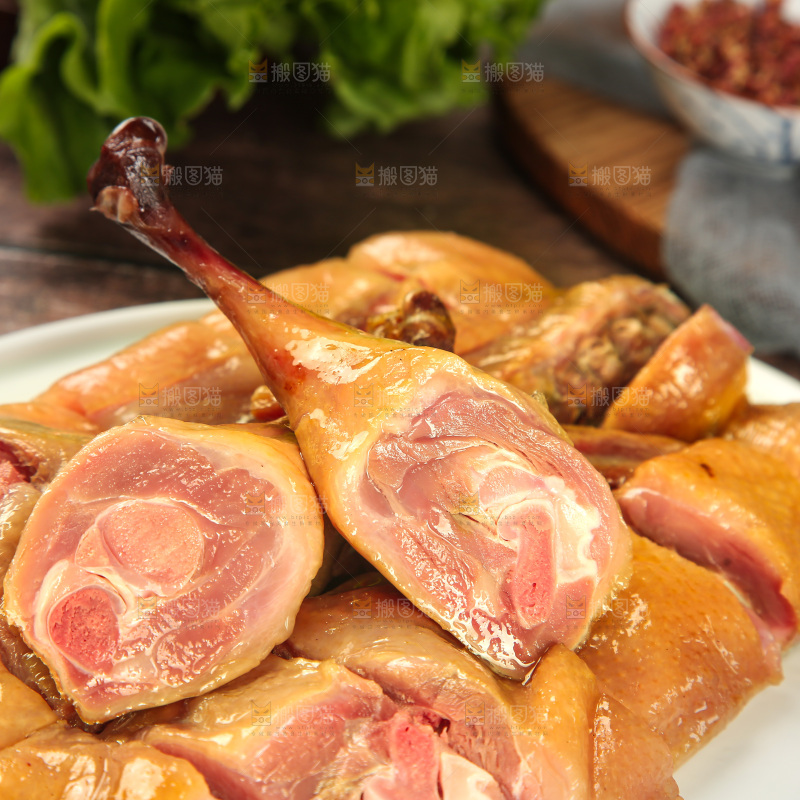 深底上的风干鸭