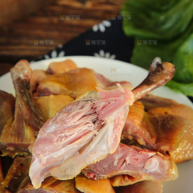 深底上的风干鸭