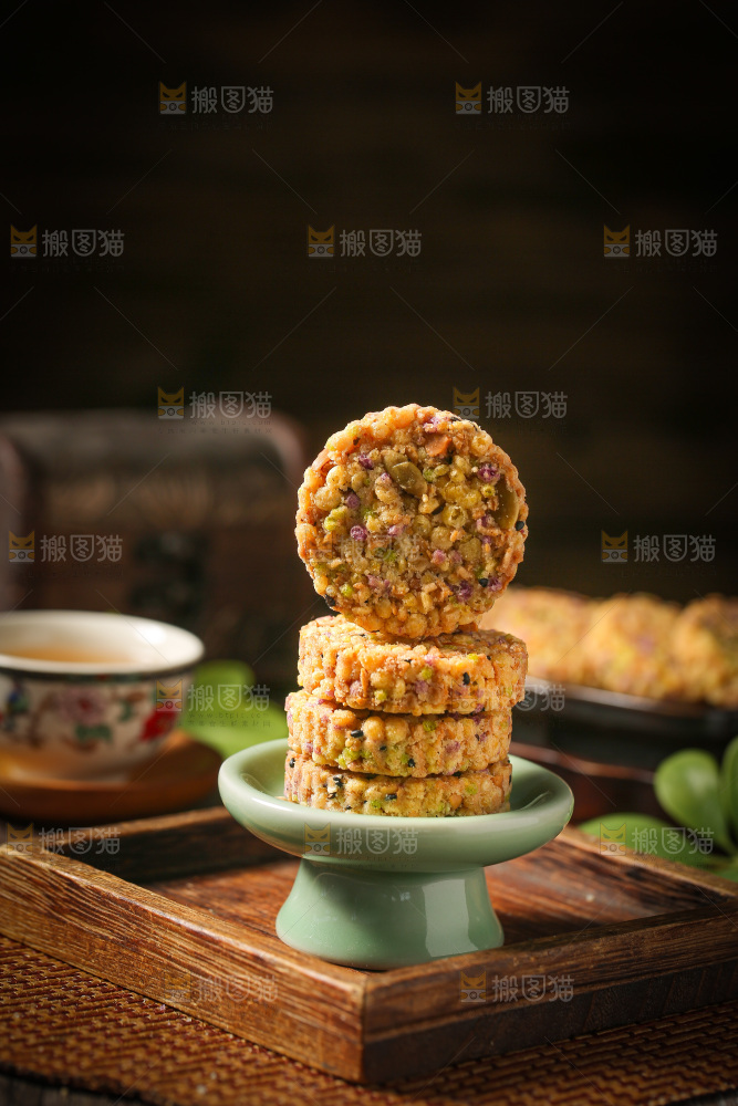 深底上的杂粮饼