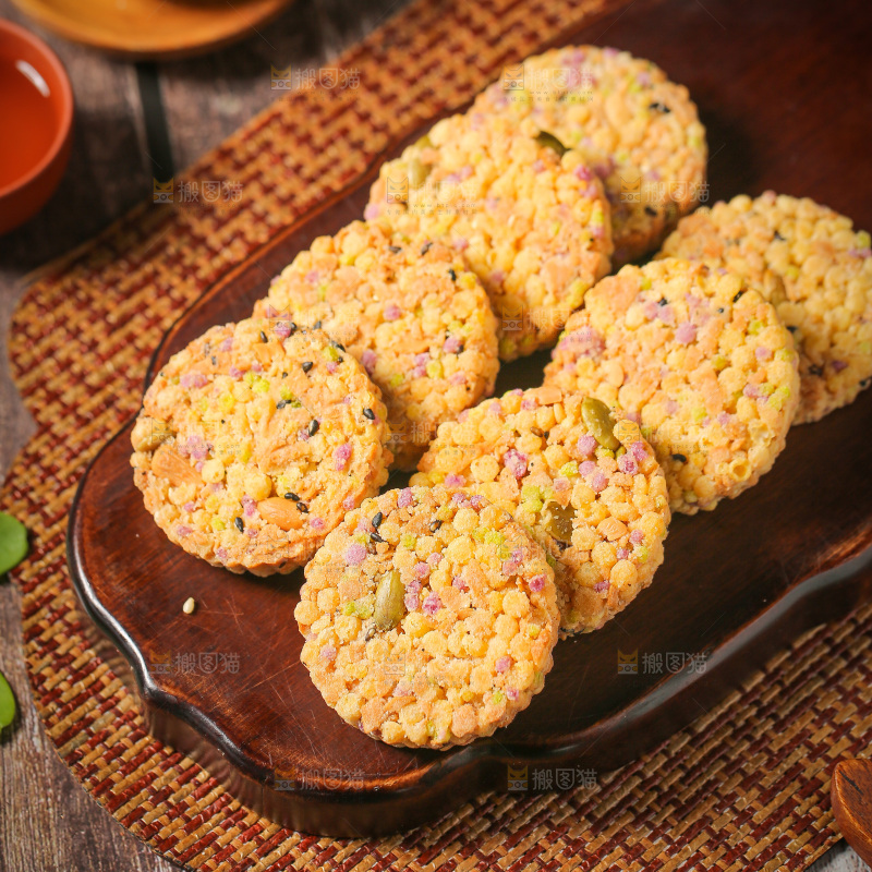 深底上的杂粮饼