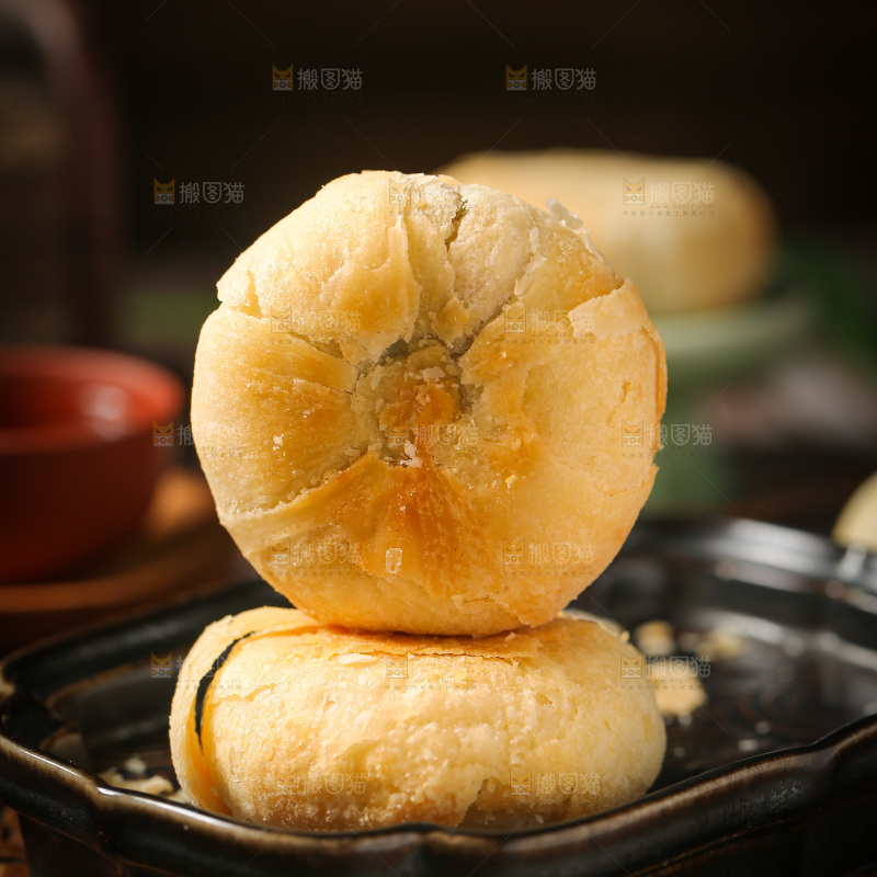 深底上的苏式月饼