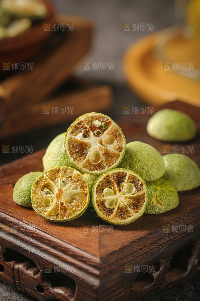 深底上的冻干小青桔