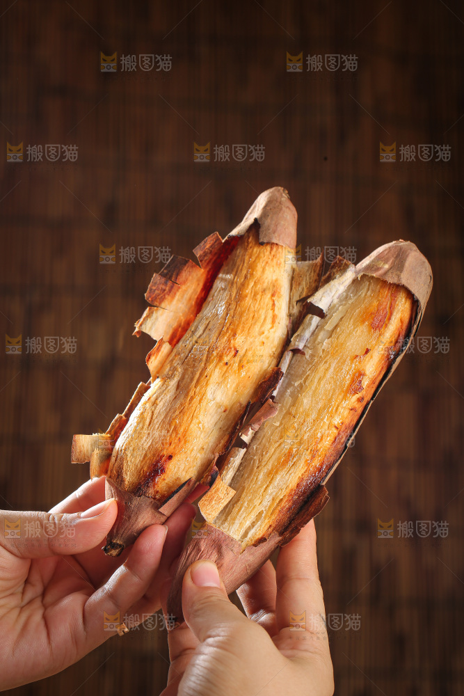 木底上的哈密红薯
