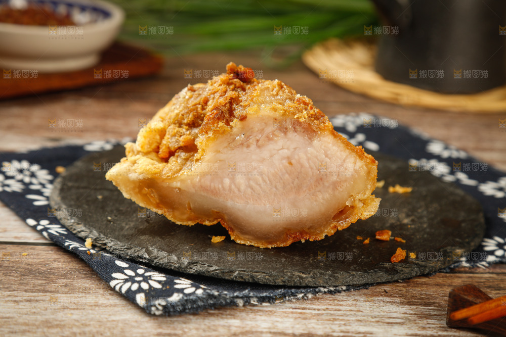 木底上的锅烧肉