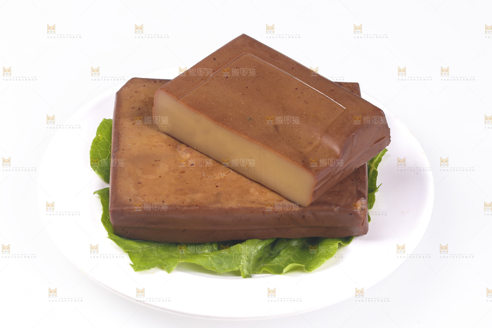白底上的鸡蛋干
