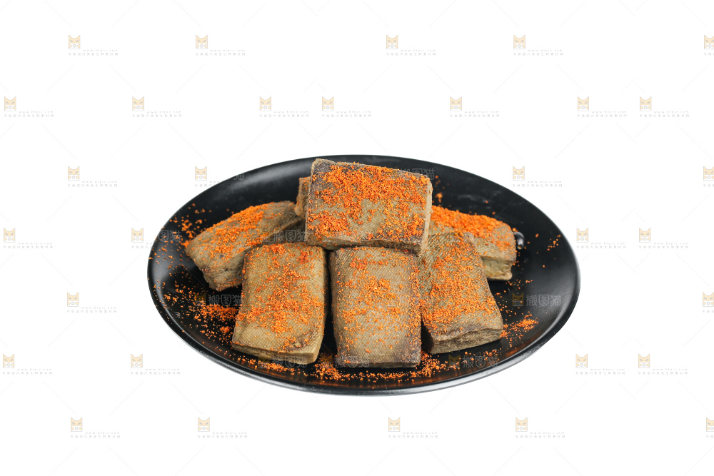 白底上的黑包浆豆腐