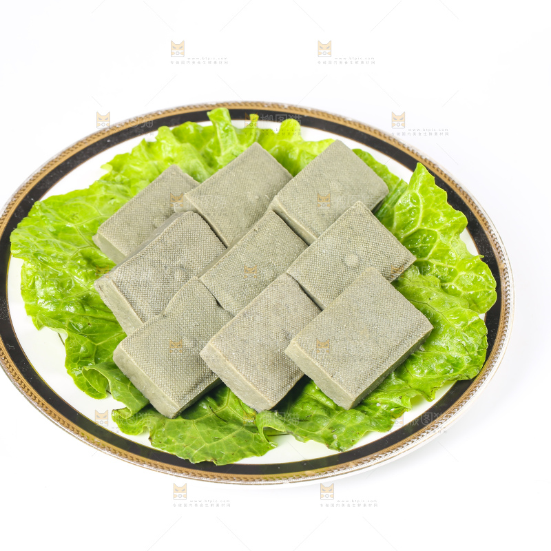 白底上的黑包浆豆腐