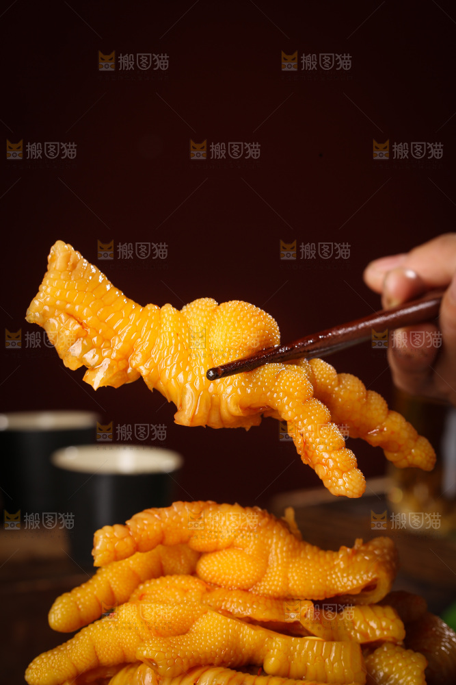 深底上的无骨鸡爪