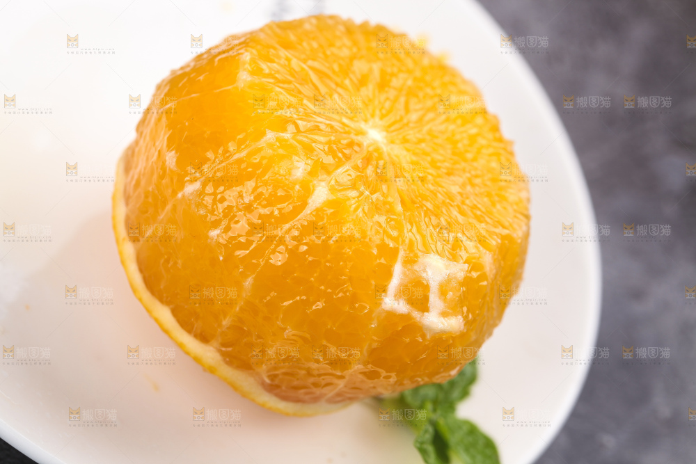深底上的爱媛果冻橙