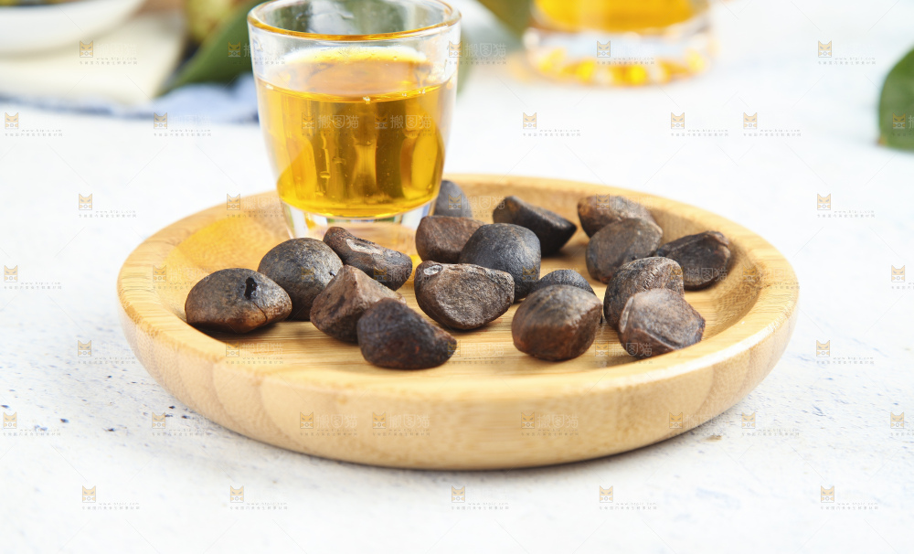 浅底上的茶籽