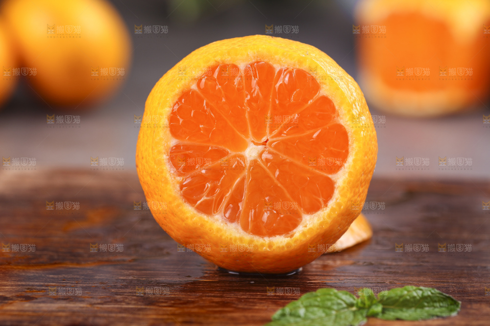 深底上的沙糖桔