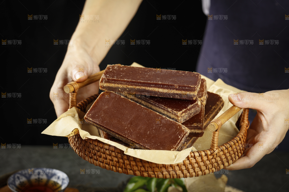 深底上的大块红糖